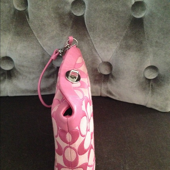 Sold - Picture 2 of 4