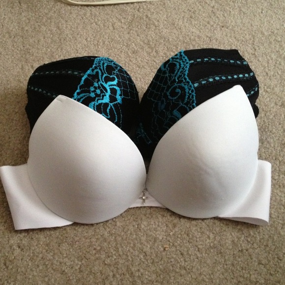 2bras ,tube top , and shorts for kdollar3
