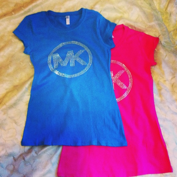 Michael kores shirts these are not authentic.