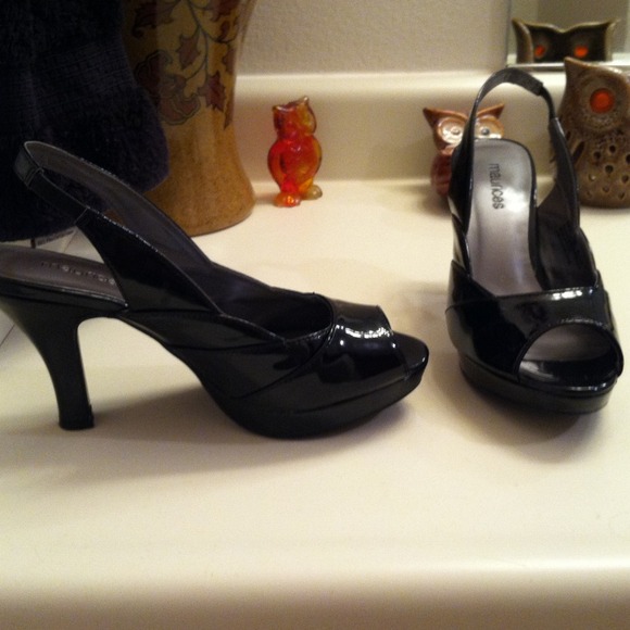 SOLD!!!! Maurice's Black peep toe high heels