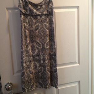 BCBG stretchy dress