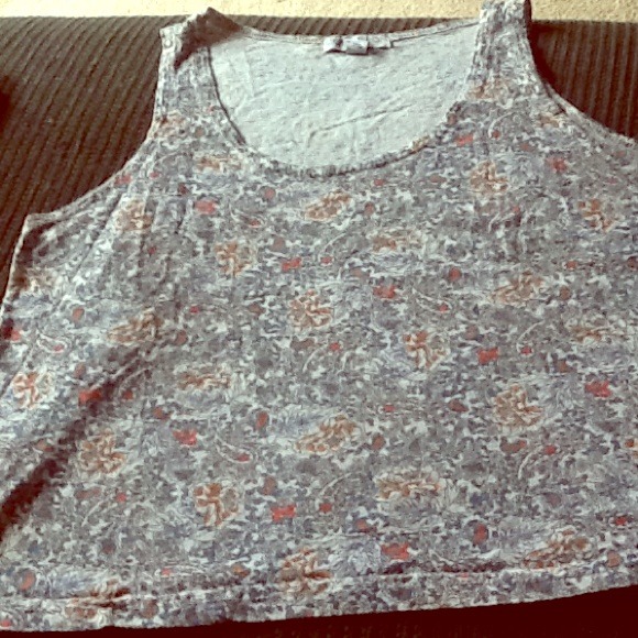 Floral flowy crop top