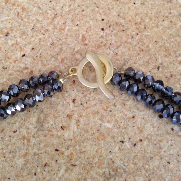 chunky statement necklace - Picture 2 of 3