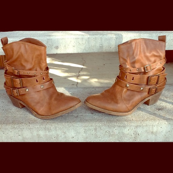 Mossimo  Boots - Cowgirl Studded Straps Ankle Boots