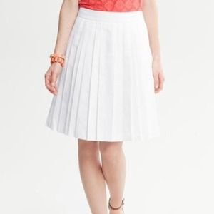 Banana Republic Pleated Skirt - White