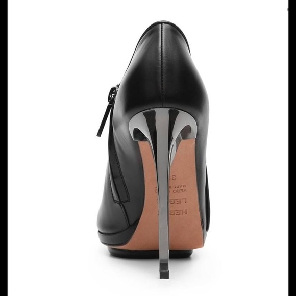 Herve Leger Boots Sand Leather ref.29562 - Joli Closet OUT OF STOCK Herve Leger Leather Booties