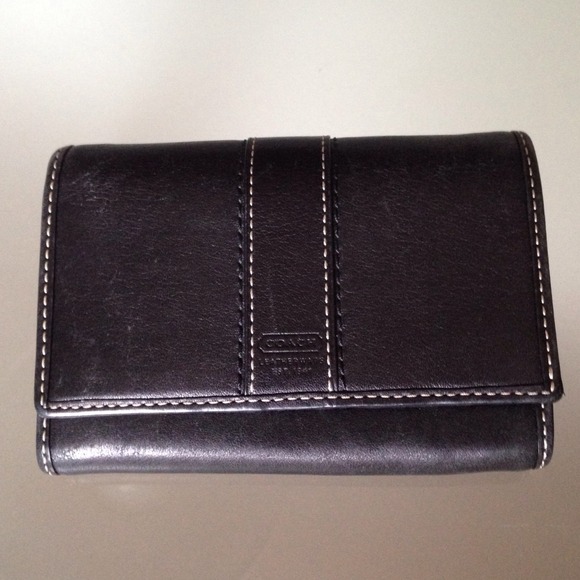 Coach Leather Authentic Wallet