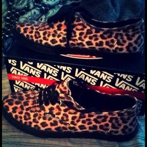 BRAND NEW Cheetah print vans! NEGOTIABLE