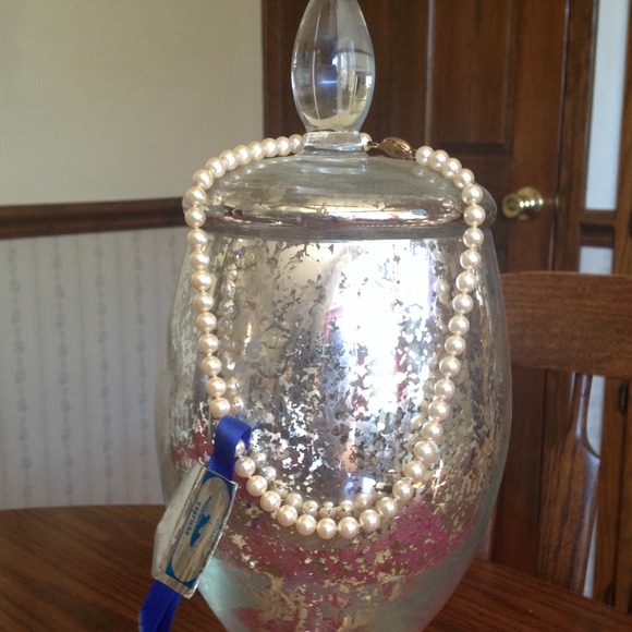 Capricho pearl necklace REDUCED