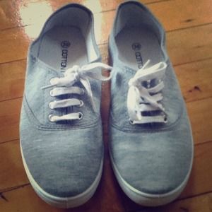 Grey Jersey Sneakers - DONATED