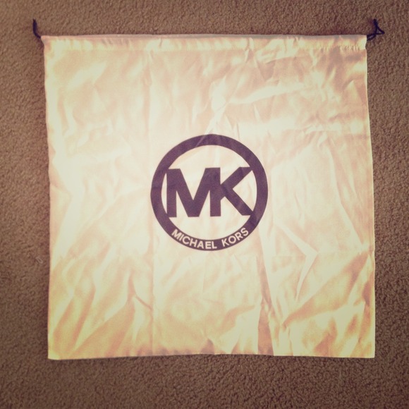 💯 Authentic Michael Kors dust bag