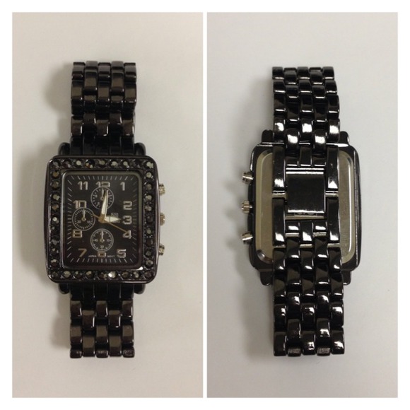 NY&C Accessories - ❗️LAST CHANCE ❗️Gray Stainless Steel Square Watch