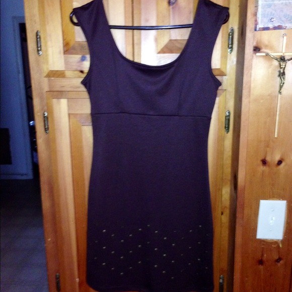 🌟 Reduced Brown Dress w/ Gold Studs