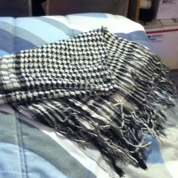 Black and white plaid square scarf