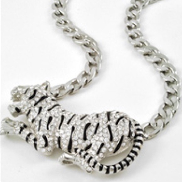 Jewelry - Necklace