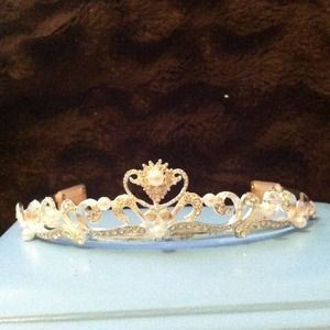 Tiara