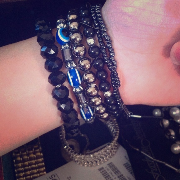 Arm candy