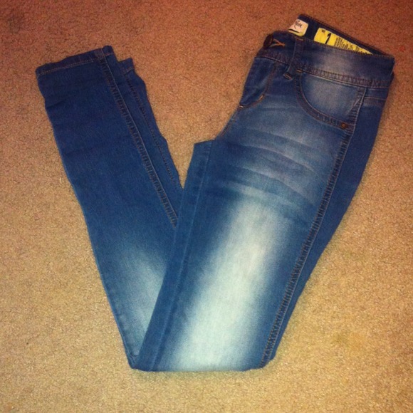 💙Faded skinny jeans💙