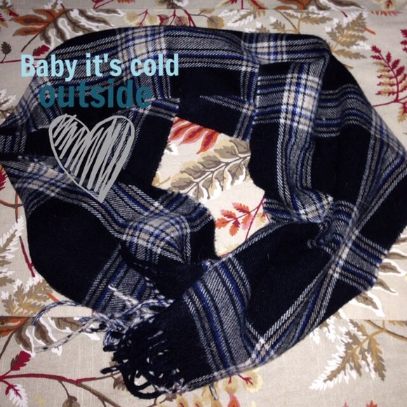 Plaid scarf