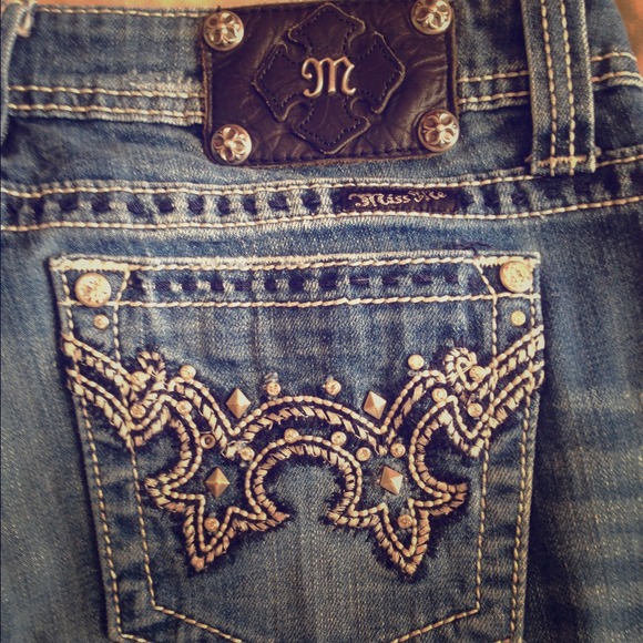SOLD ON EBAY Miss Me skinny jeans 31 inseam 31"
