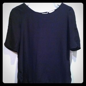 100% silk black top-- perfect basic!