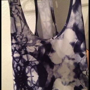 Lululemon Crb size 4 Inkblot