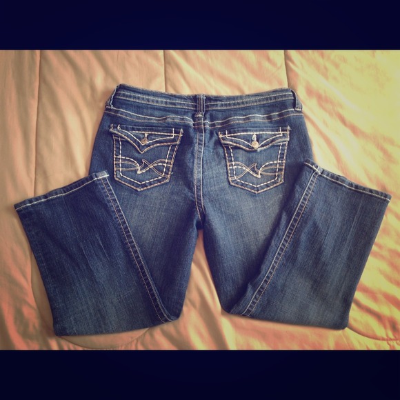 Spring right around the corner :) Capri's size 12