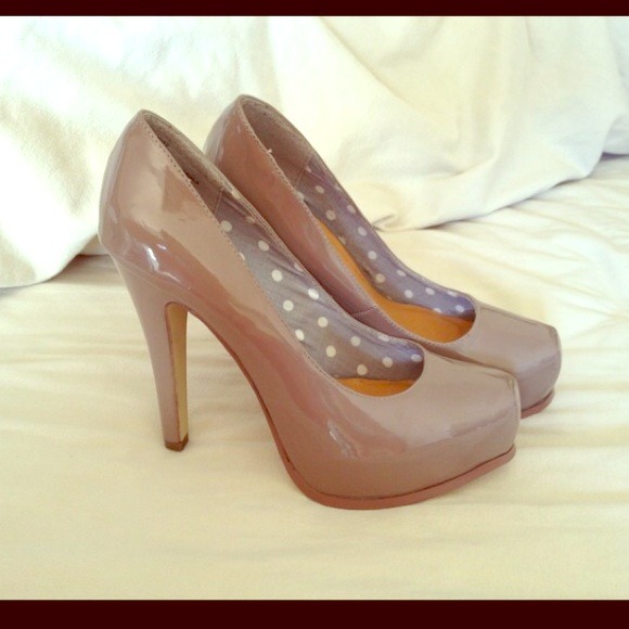 🚫ON HOLD🚫Steve Madden heels