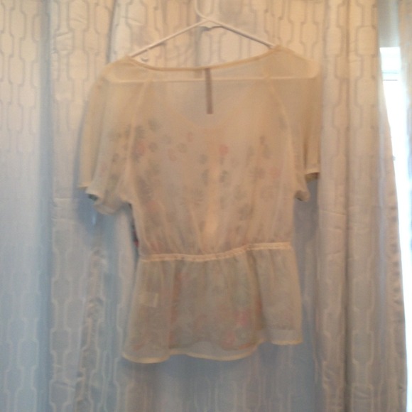 LC Lauren Conrad sheet floral top - Picture 2 of 2