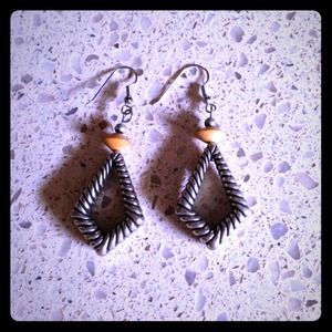 Diamond shaped fashion dangle earrings.