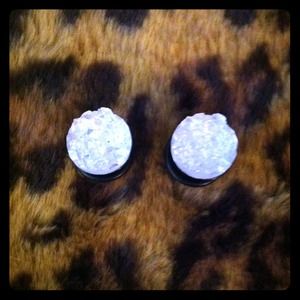 1/2 inch faux quartz plugs