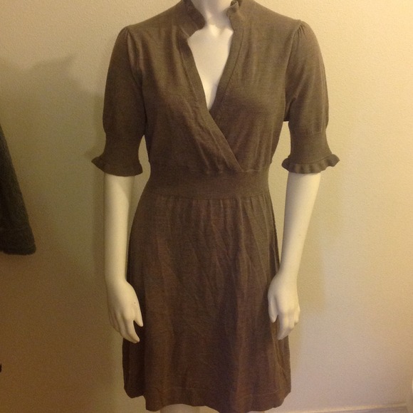 SOLD in bundle 4 merian Banana Republic dress