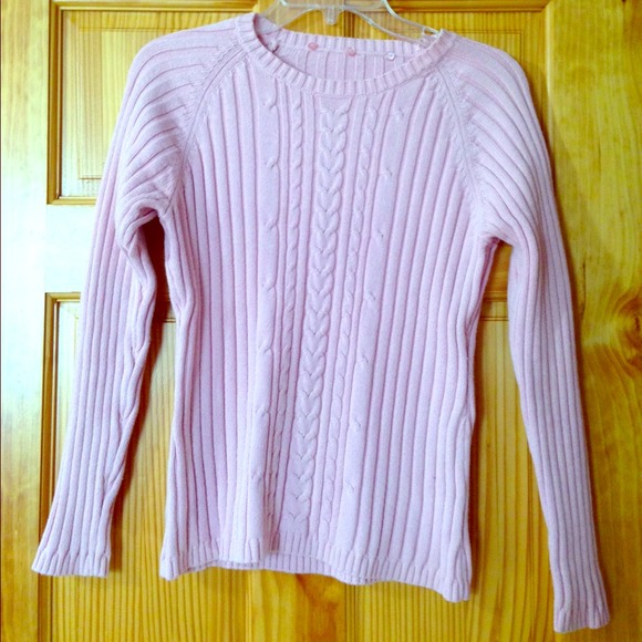 Pink ribbed cable knit sweater