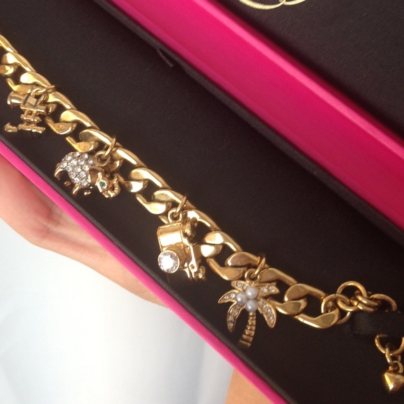 Juicy Couture Safari Charm Bracelet - Picture 2 of 4