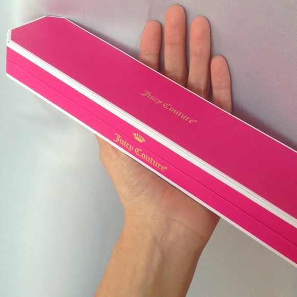 Juicy Couture Safari Charm Bracelet - Picture 4 of 4