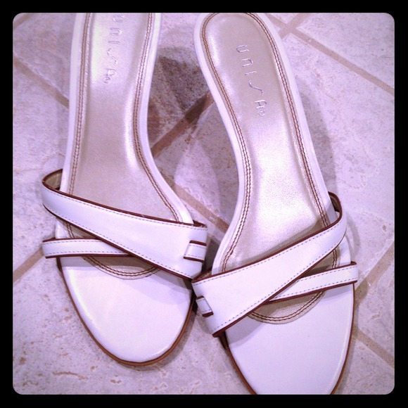 Unisa White Sandals