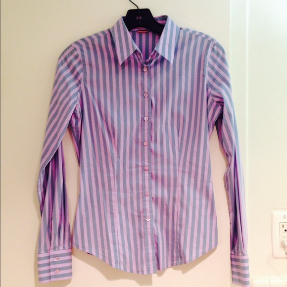 Thomas Pink dress shirt size 4.