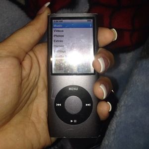 8 GB iPod nano