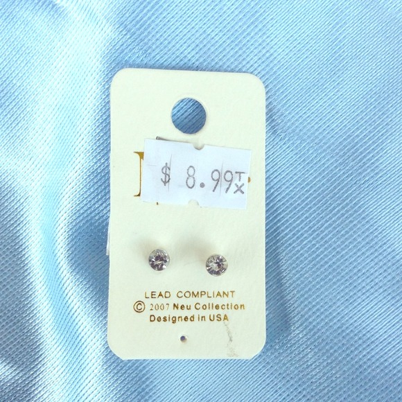 White diamond stud earrings