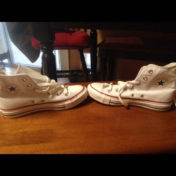 Like new white tall converse sneakers