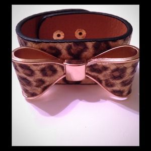 Snake Skin Leopard Bow Bracelet