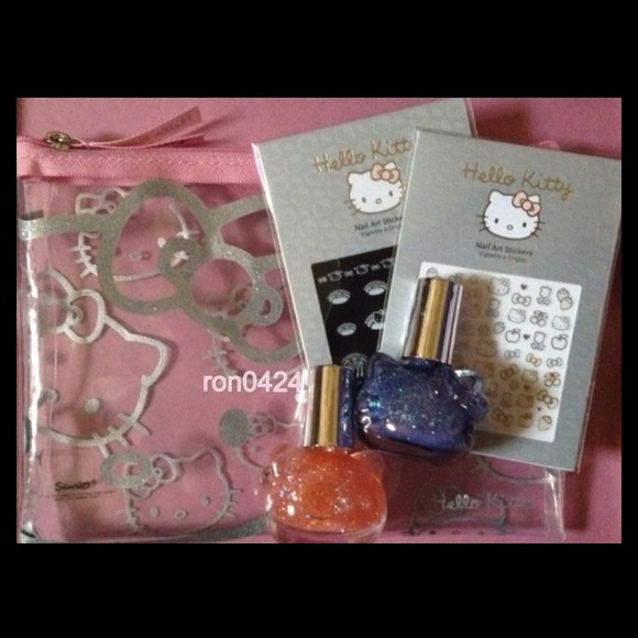 Hello kitty nail polish set