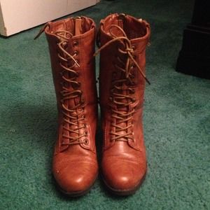 Brown Lace up boots