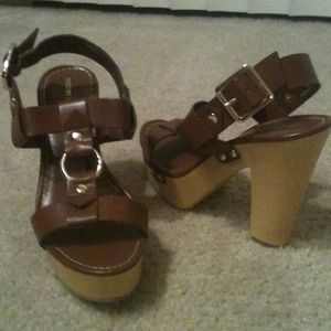 Chunky faux brown leather heels