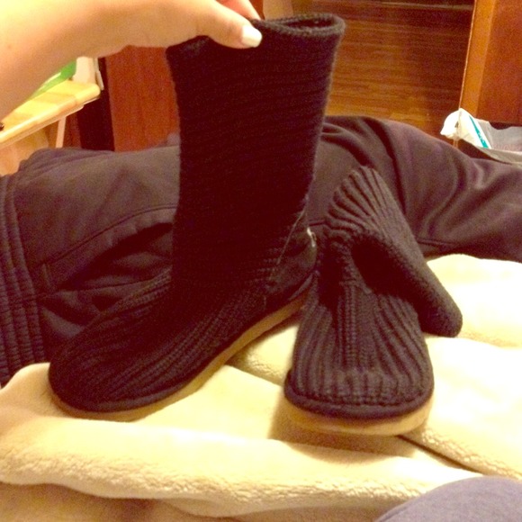 Black warm uggs❄️- SOLD !!!