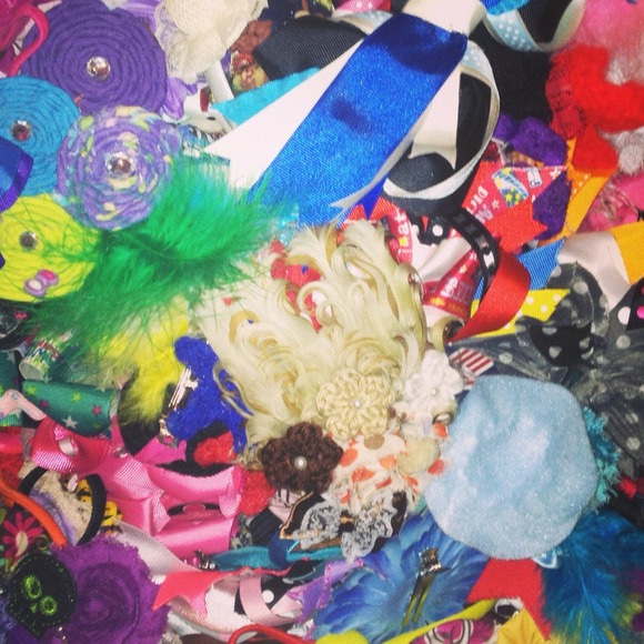 A grab bag of hair items!