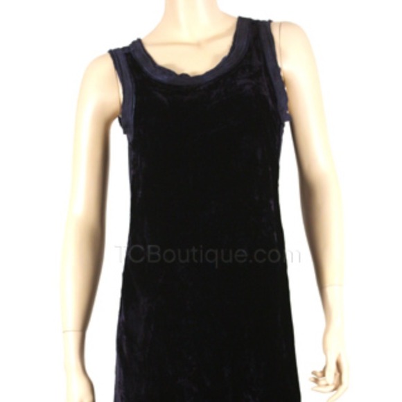 REDUCED! 🎉 Nola Z Velvet Front Sleeveless dress - Picture 2 of 2