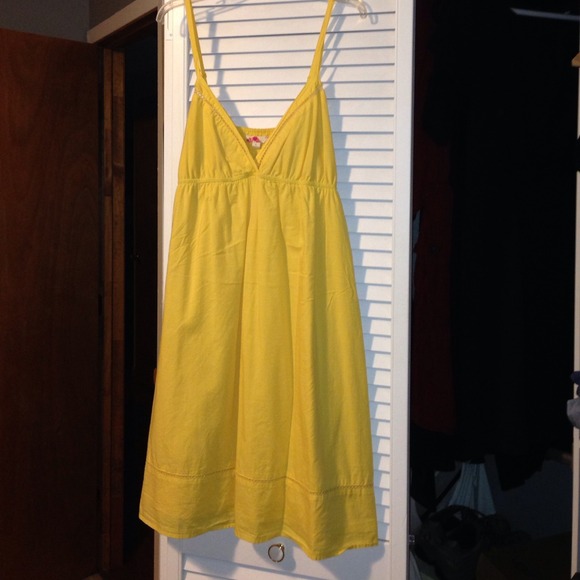 Yellow dress