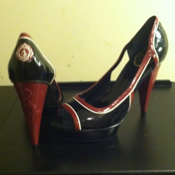 👠baby phat😽 stilletto platform heels