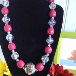 Peppy Pink Necklace